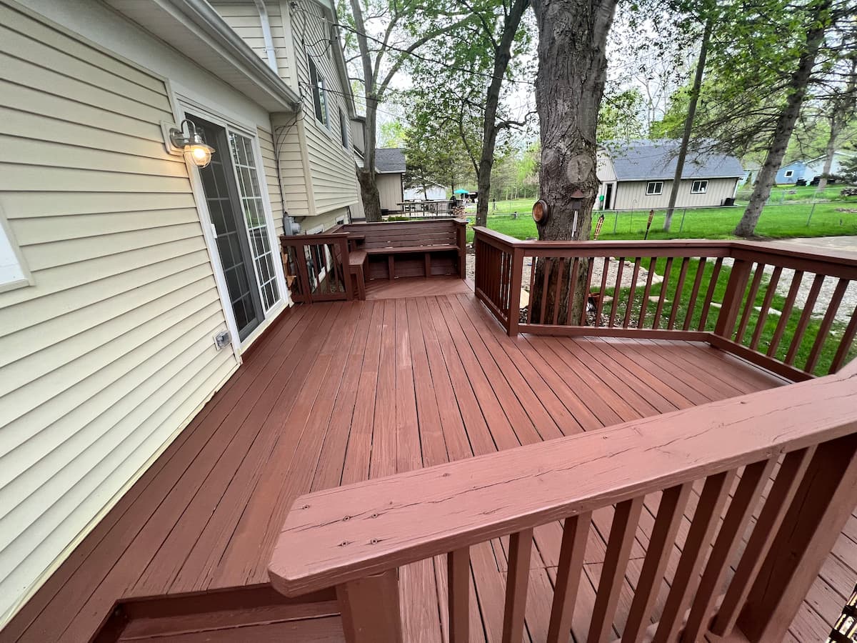 Wood deck strip and stain after - Washington MI