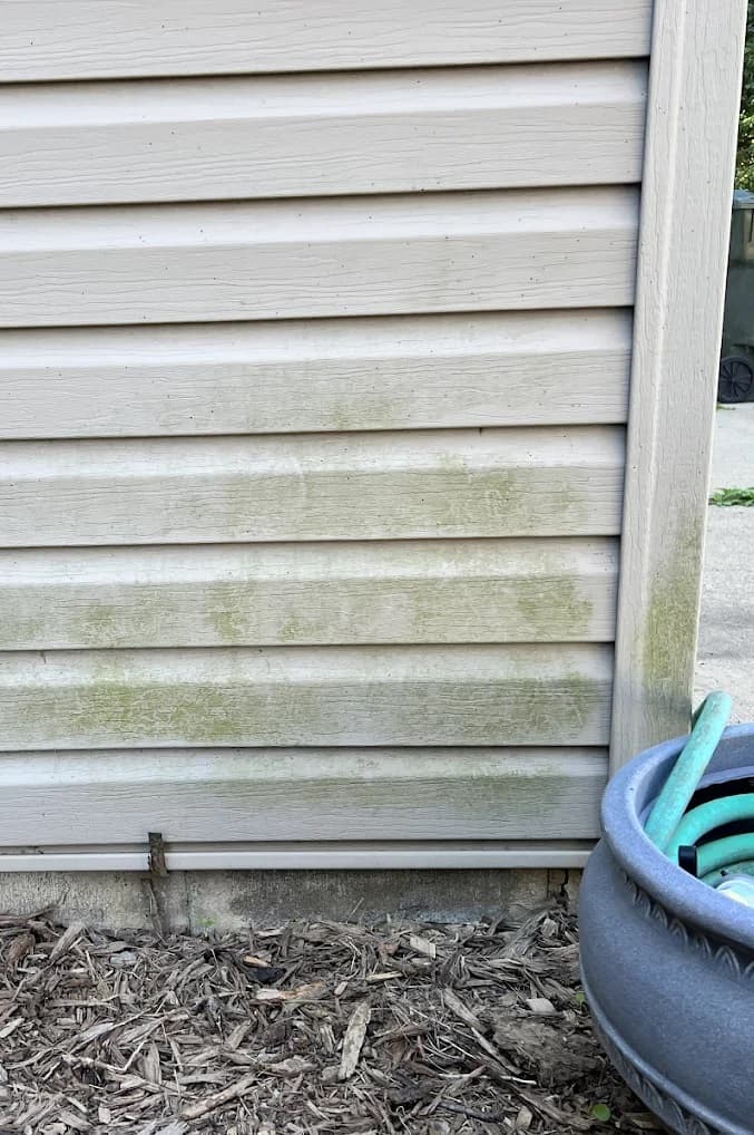 Soft wash siding before - Rochester Hills MI